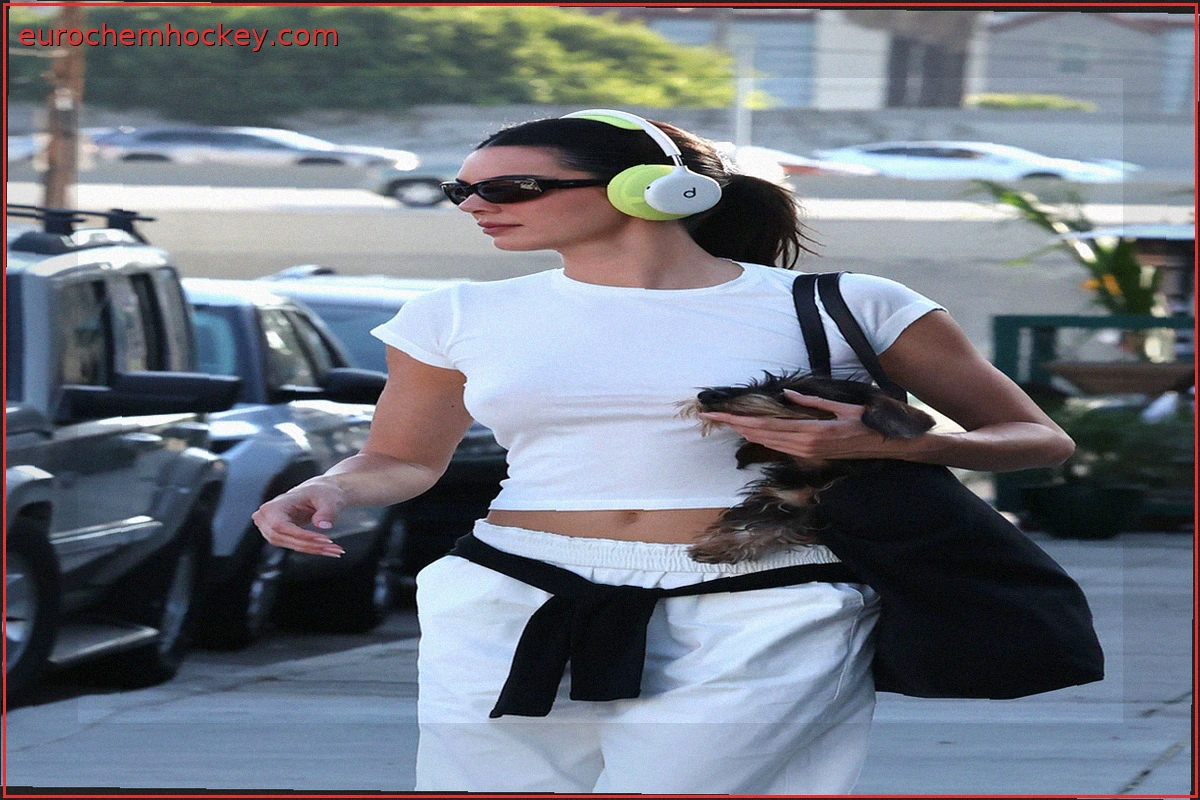 Kendall Jenner's Newest Accessory: Finn the Dachshund